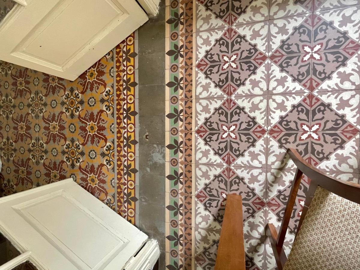 Appartement Dans Immeuble Haussmanien Algiers Buitenkant foto