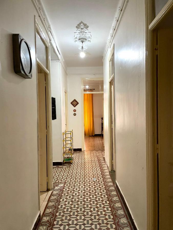 Appartement Dans Immeuble Haussmanien Algiers Buitenkant foto