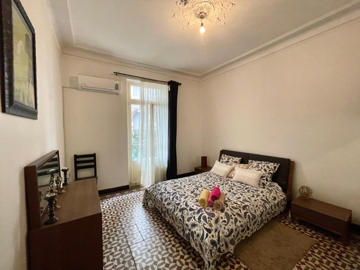 Appartement Dans Immeuble Haussmanien Algiers Buitenkant foto